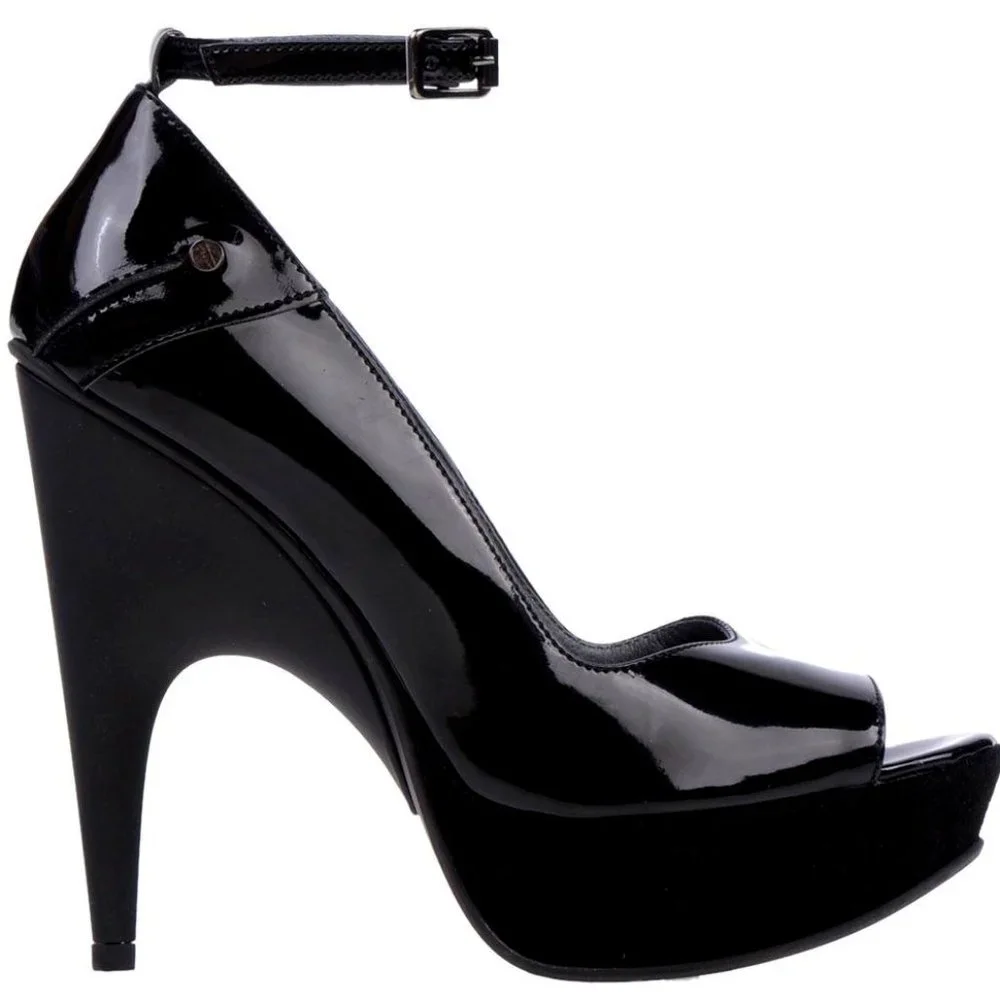 NIB Costume National black patent leather sandal/ platforms.